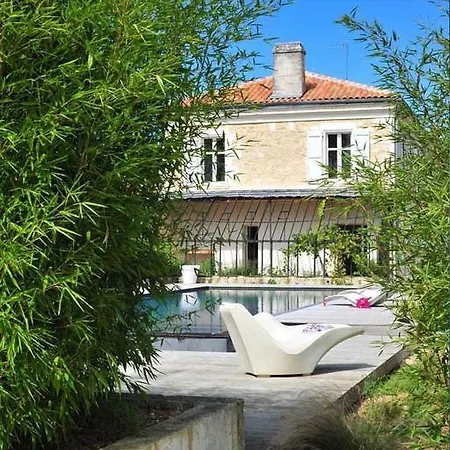 Domaine De La Fontchaudiere * Saint-Yrieix-sur-Charente